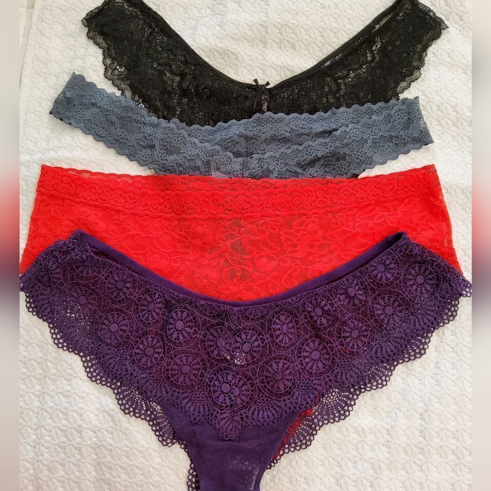 Bundle of 4 Women's Panties Size L